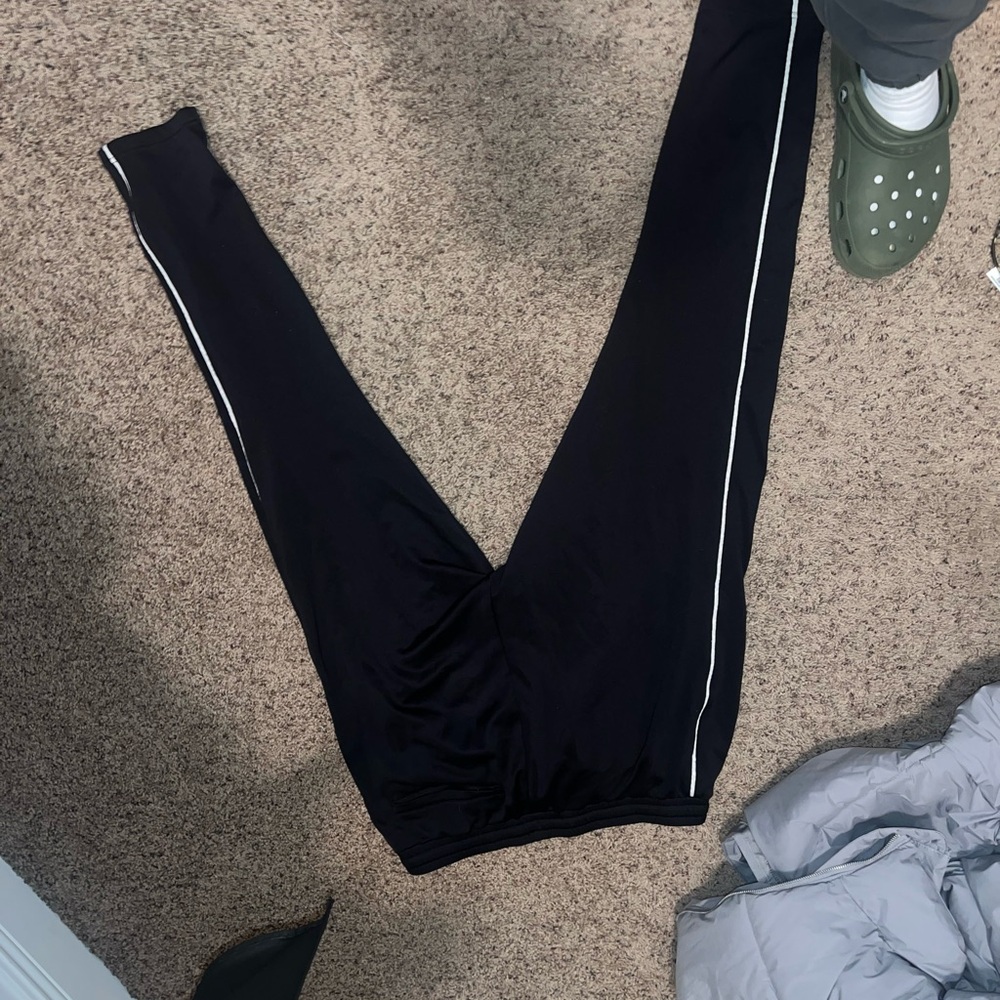 Gymshark Black Joggers vintage - Picture 3 of 3